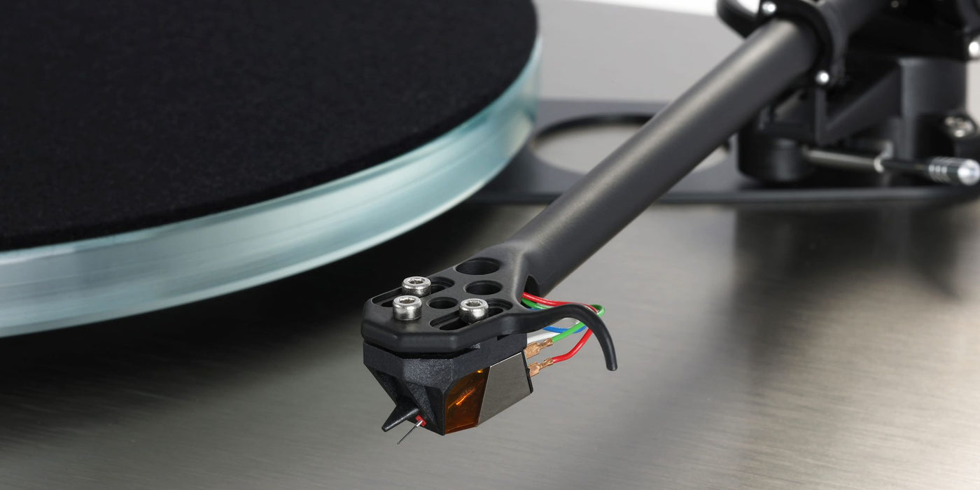 Rega Planar 6 RS Edition Turntable