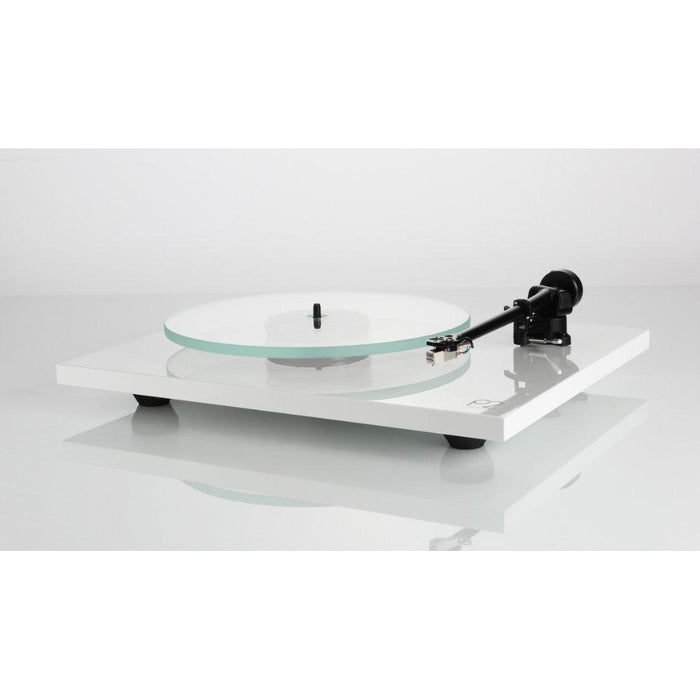 Rega Planar 2 Turntable