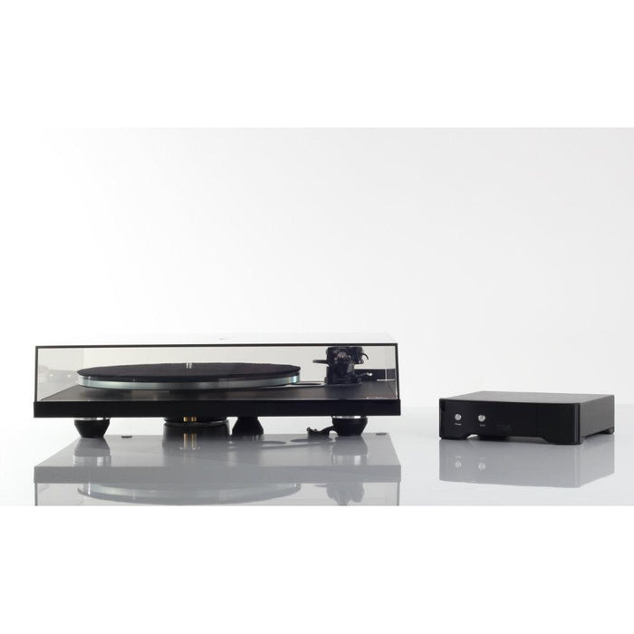 Rega Planar 6 Turntable