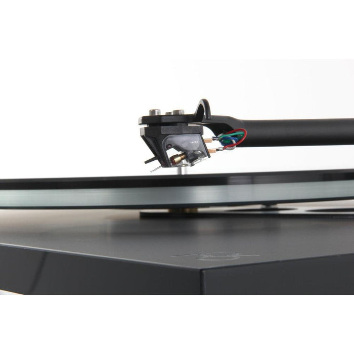 Rega Planar 6 Turntable